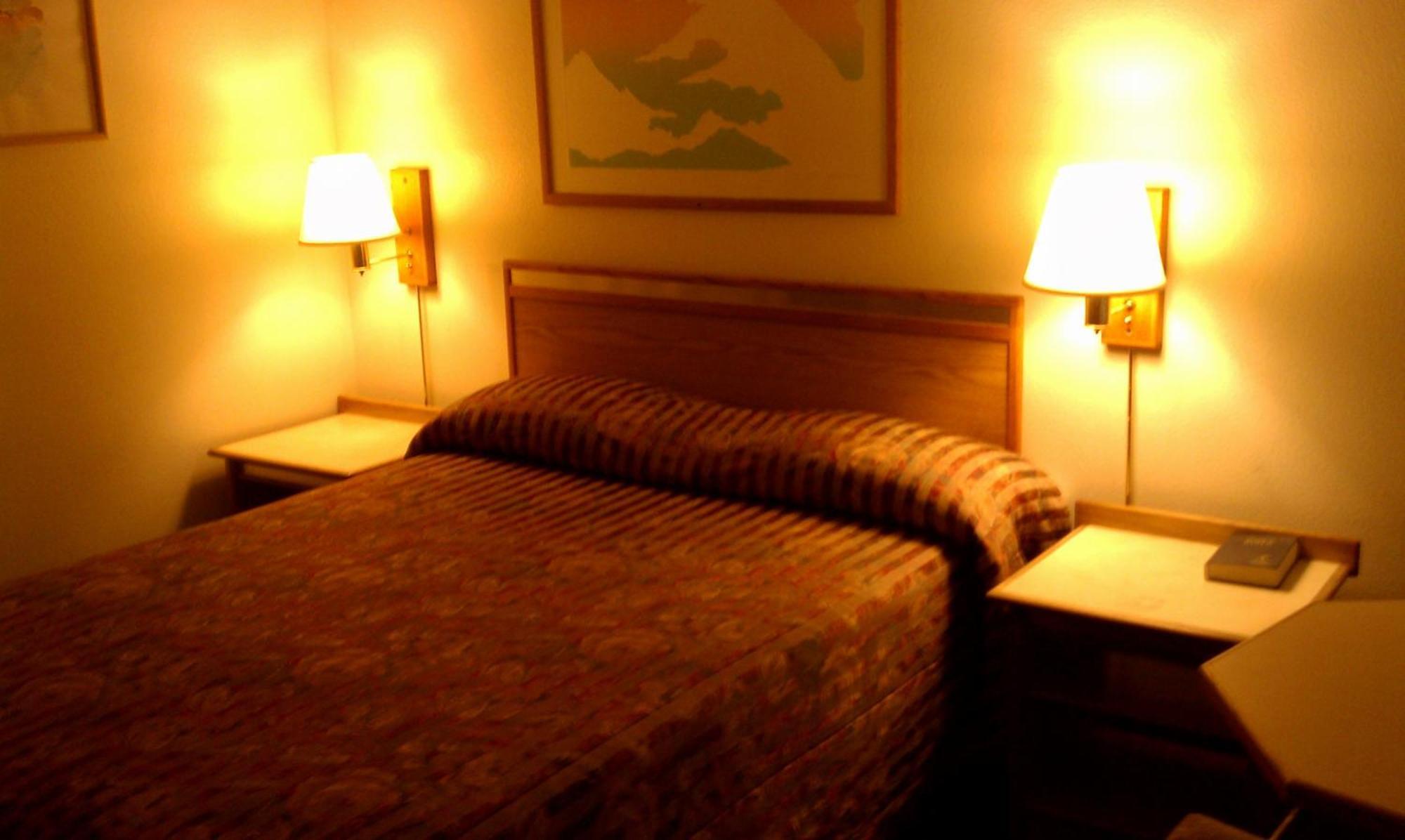 Colorado River Value Inn ブルヘッド・シティ エクステリア 写真
